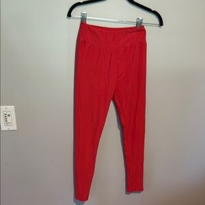 Lularoe Vibrant Red Leggings